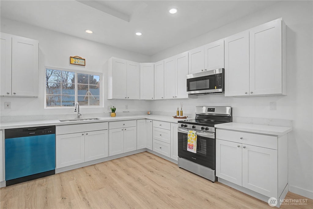 Photo of 224 S D, Washtucna, WA 99371 (MLS # 2570491)