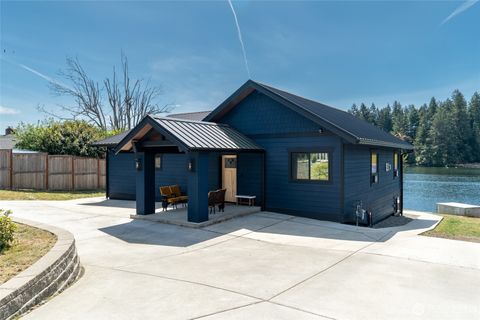 MLS: 2376811