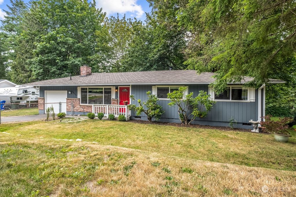 Photo of 28600 SE 226th Street, Maple Valley, WA 98038 (MLS # 2140673)