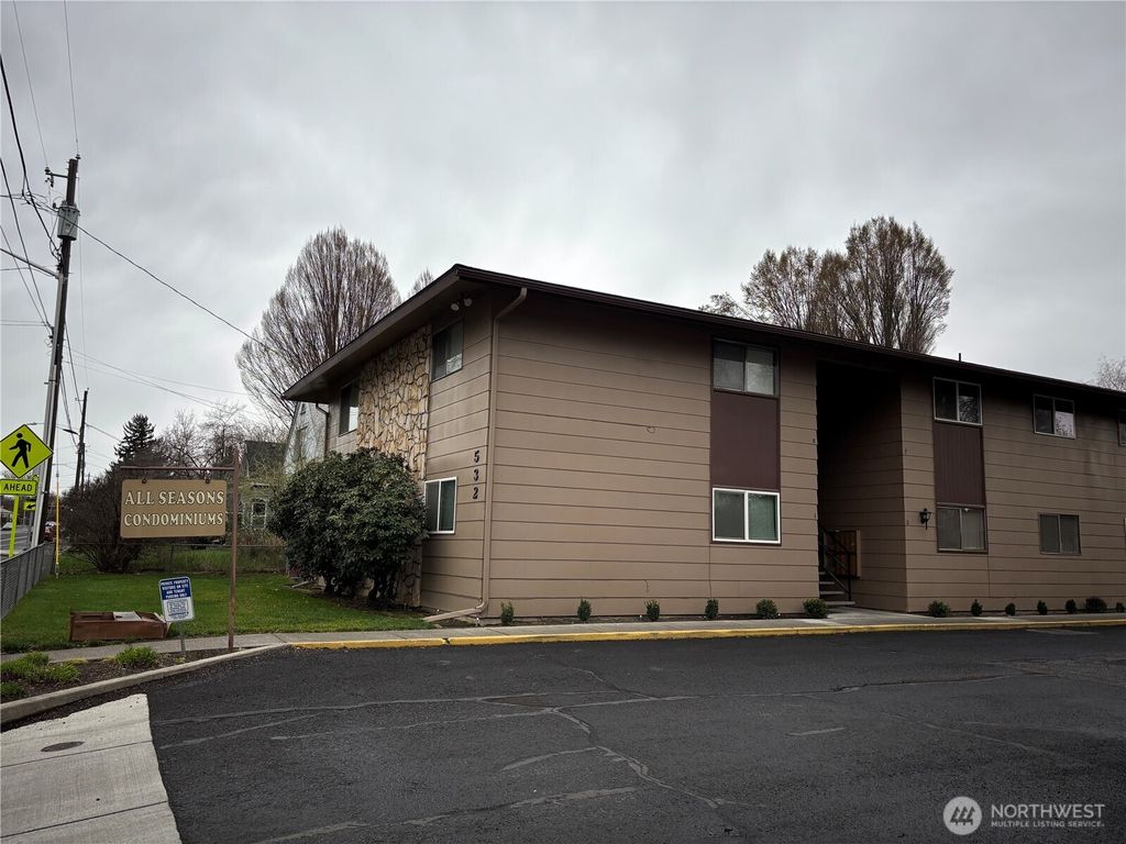 Photo of 532 E Alder Street #16, Walla Walla, WA 99362 (MLS # 2492853)