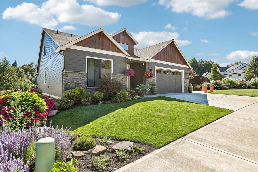 Photo of 4417 SE 17th Avenue, Brush Prairie, WA 98606 (MLS # 2562452)