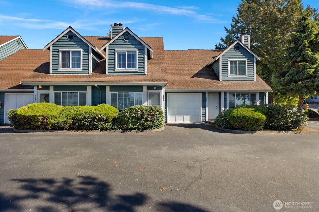 Photo of 4307 164th Street SW #102, Lynnwood, WA 98087 (MLS # 2590219)