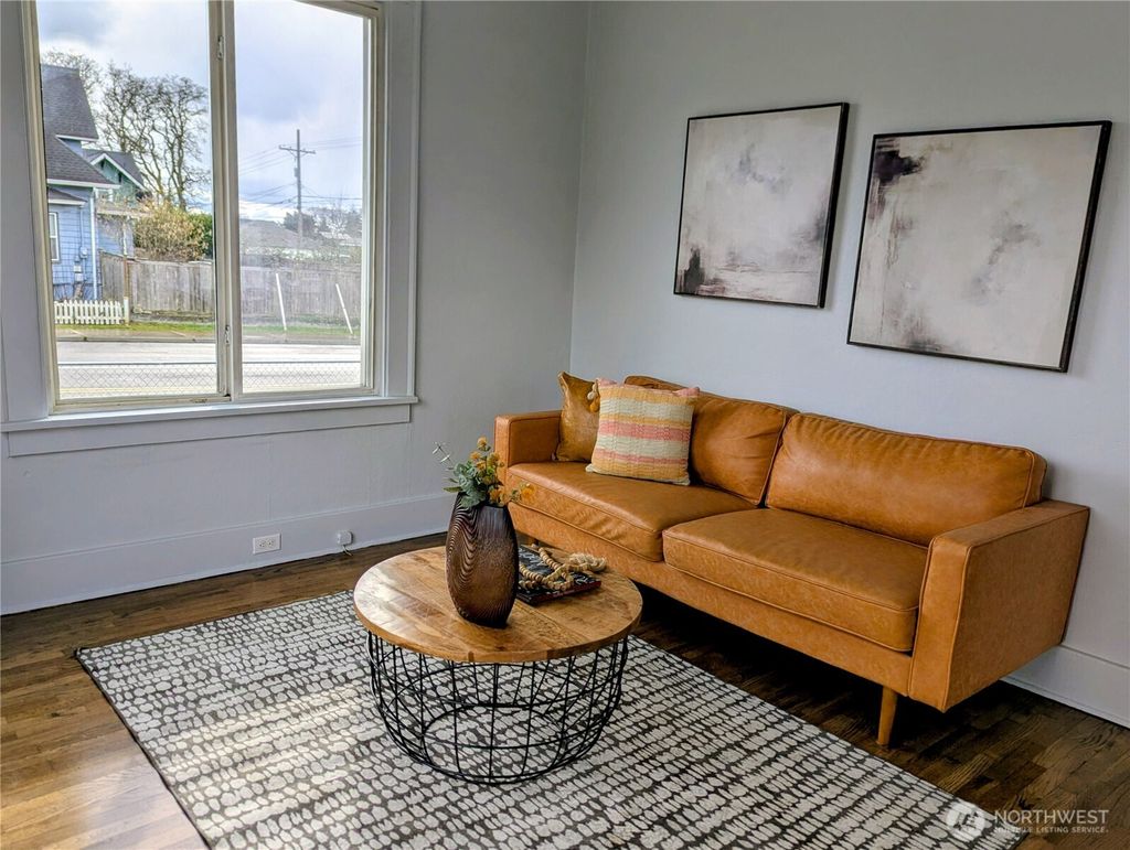 Photo of 5432 S Oakes Street, Tacoma, WA 98409 (MLS # 2482770)