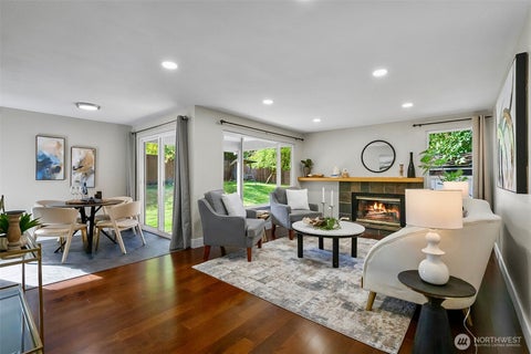 Photo of 15723 NE 109th Street, Redmond, WA 98052 (MLS # 2591789)