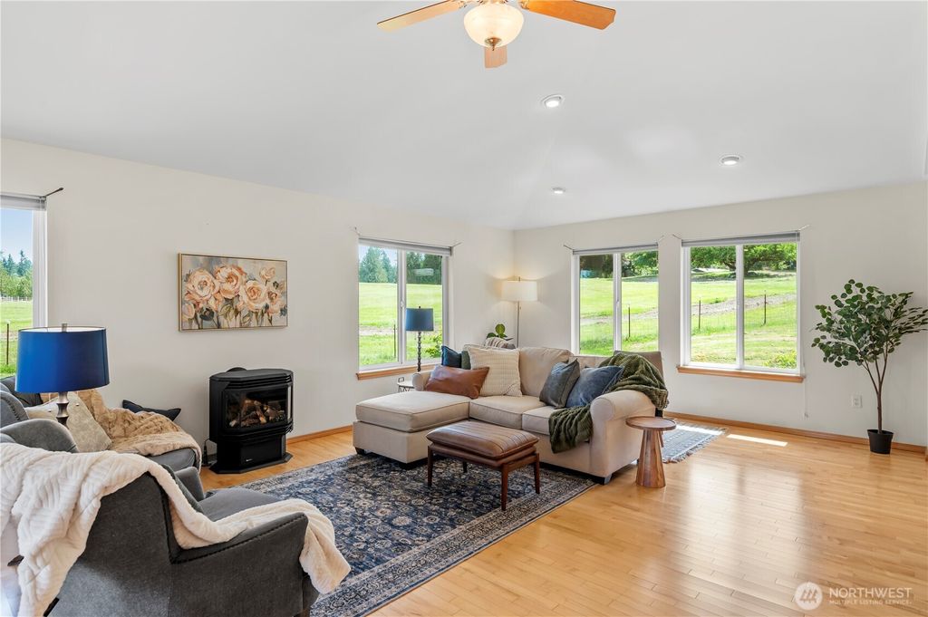 Photo of 18927 Fales Road, Snohomish, WA 98296 (MLS # 2391860)