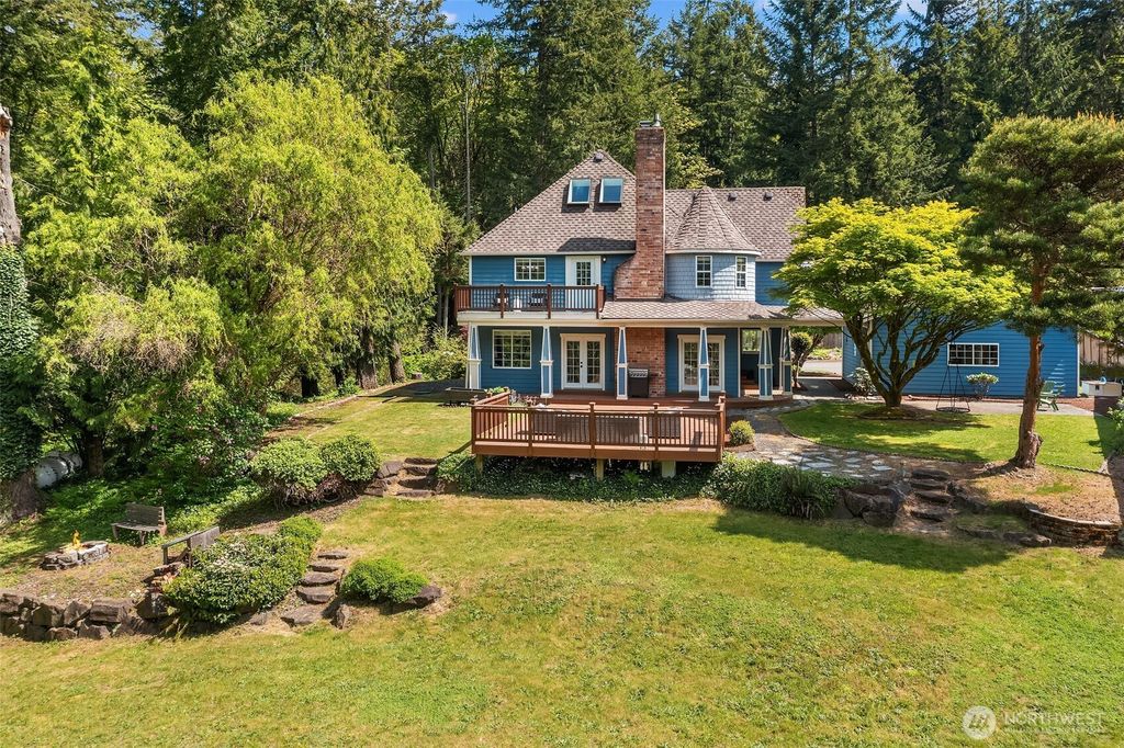 Photo of 21021 SE 82nd Street, Issaquah, WA 98027 (MLS # 2368049)