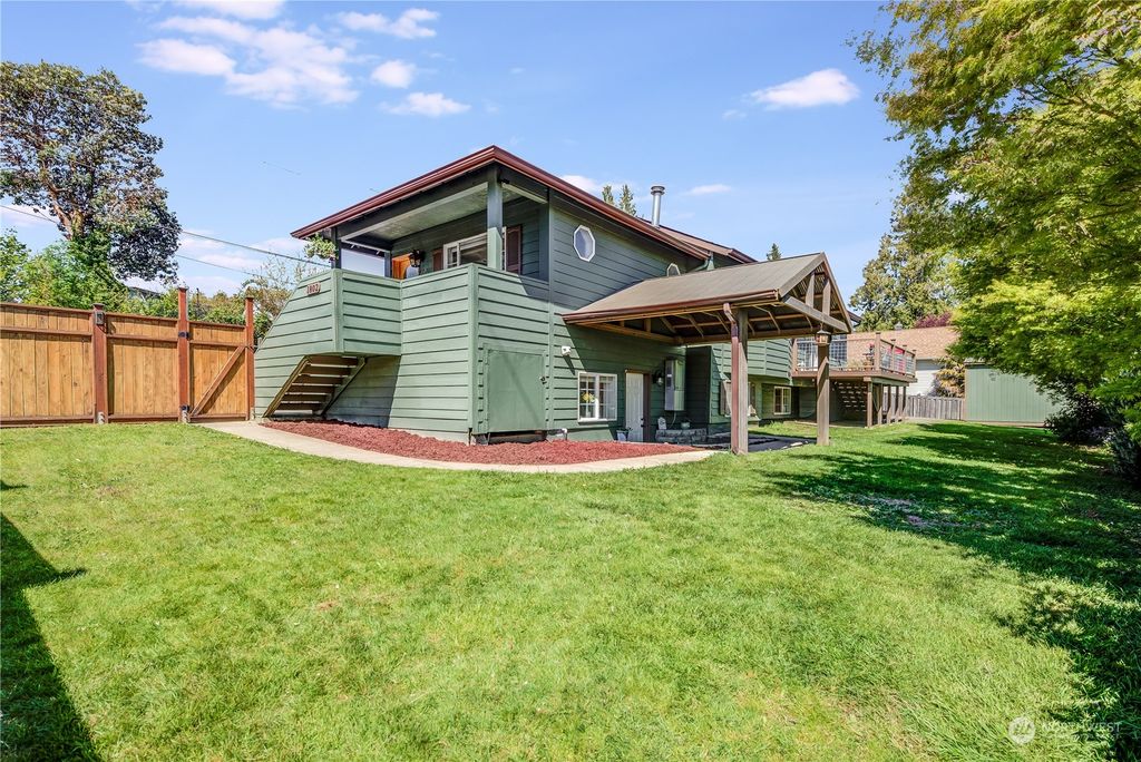 Photo of 1802 SW Holden Street, Seattle, WA 98106 (MLS # 2215111)