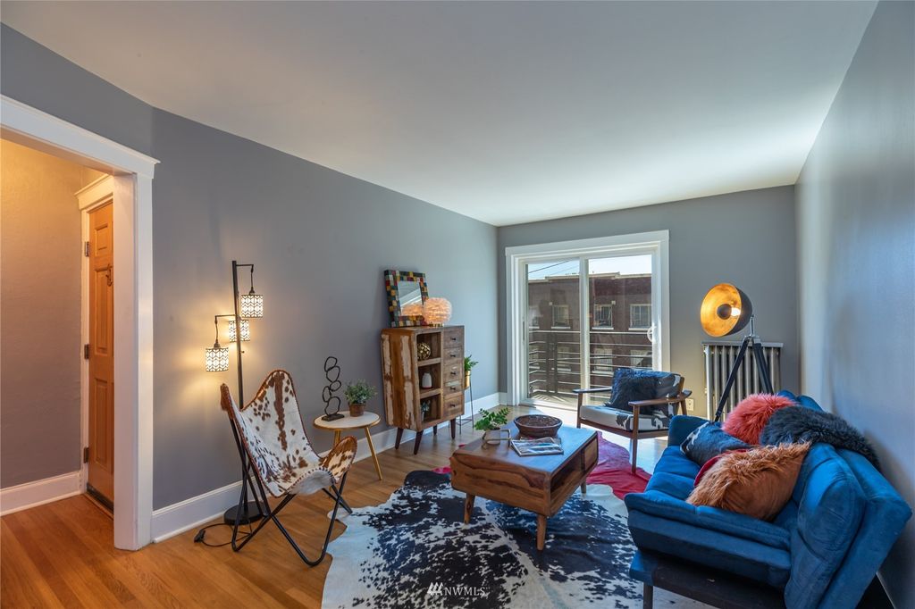 Photo of 1310 Queen Anne Avenue N #20, Seattle, WA 98109 (MLS # 1969124)