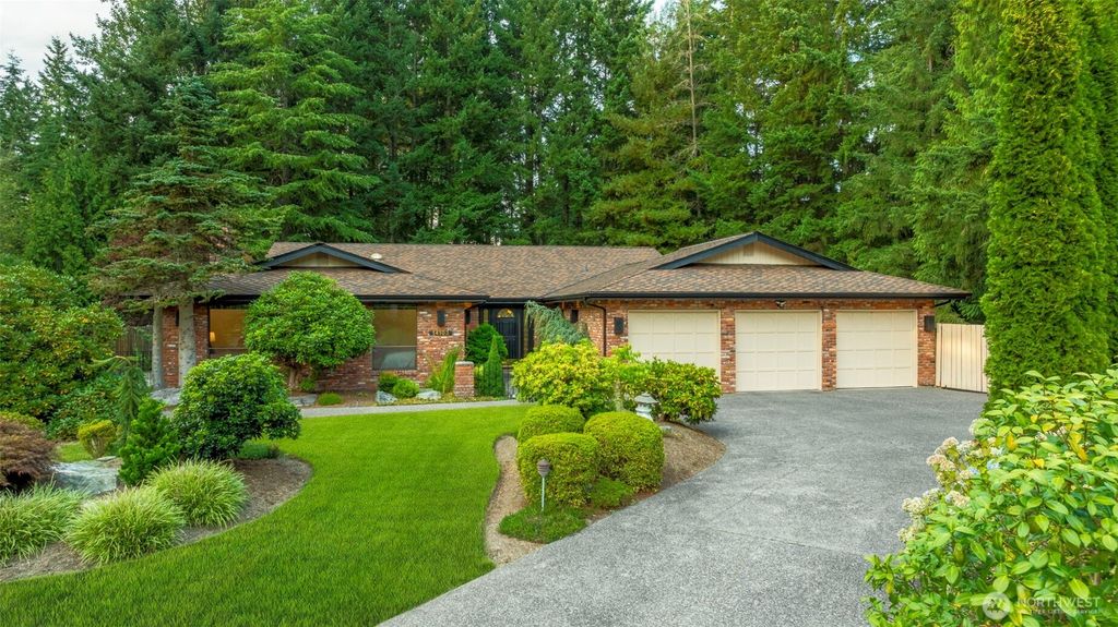 Photo of 14103 26th Court SE, Mill Creek, WA 98012 (MLS # 2420463)