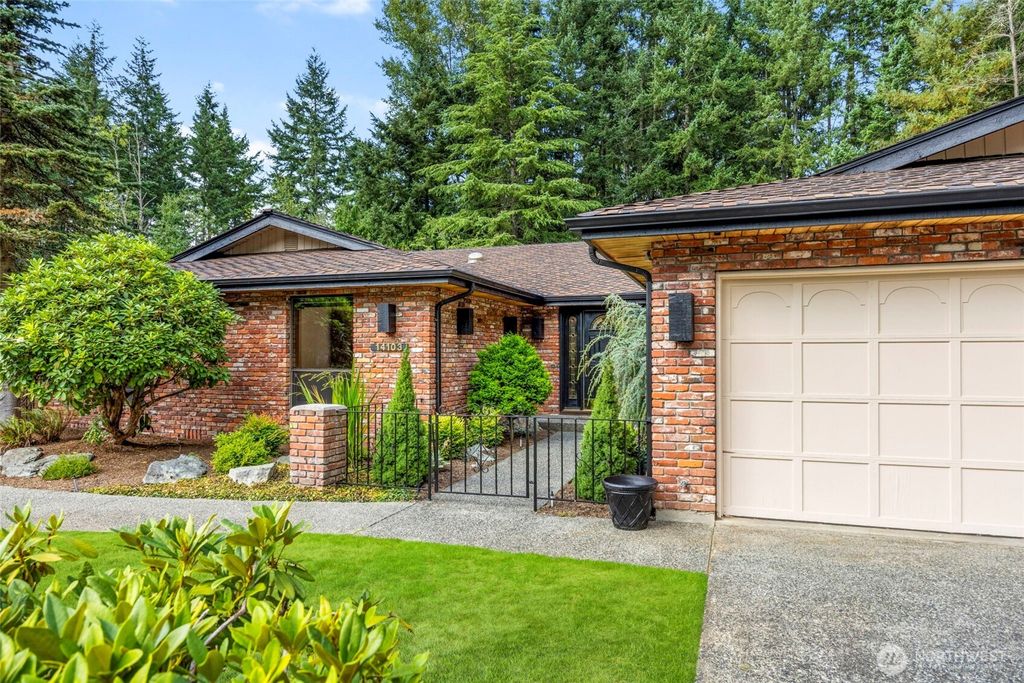 Photo of 14103 26th Court SE, Mill Creek, WA 98012 (MLS # 2420463)