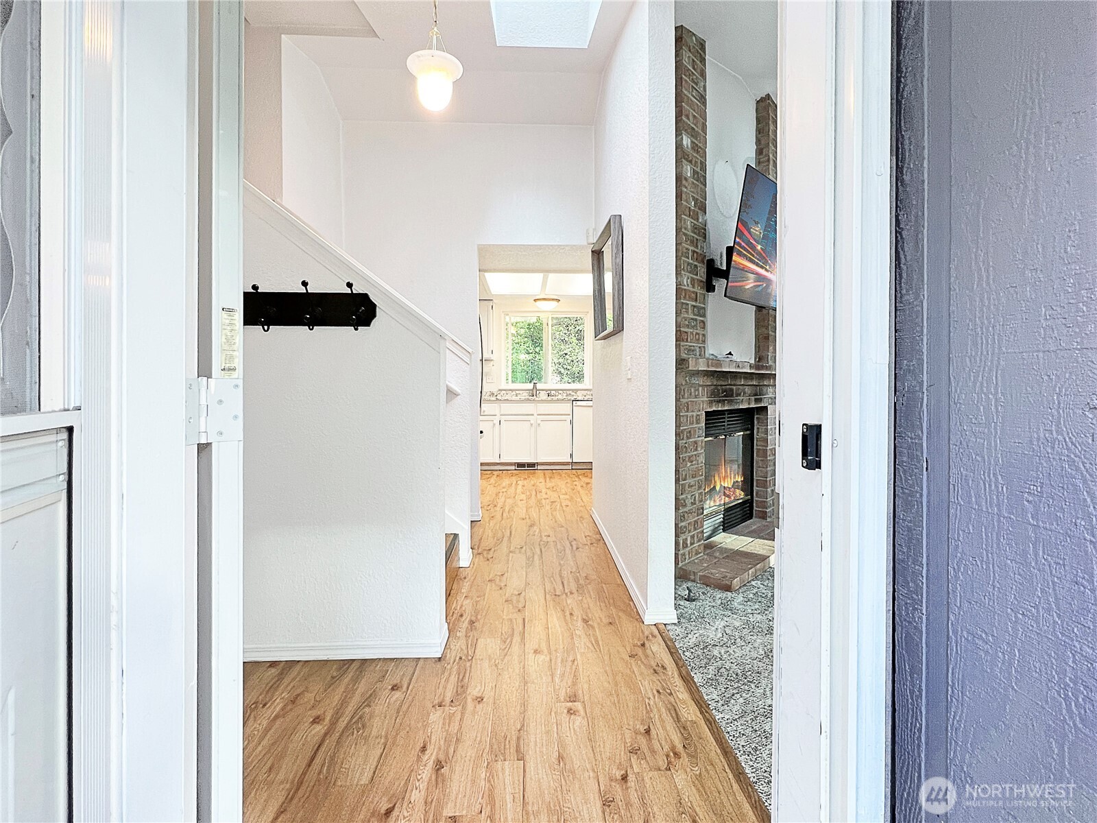 10701 Glenwood Drive SW