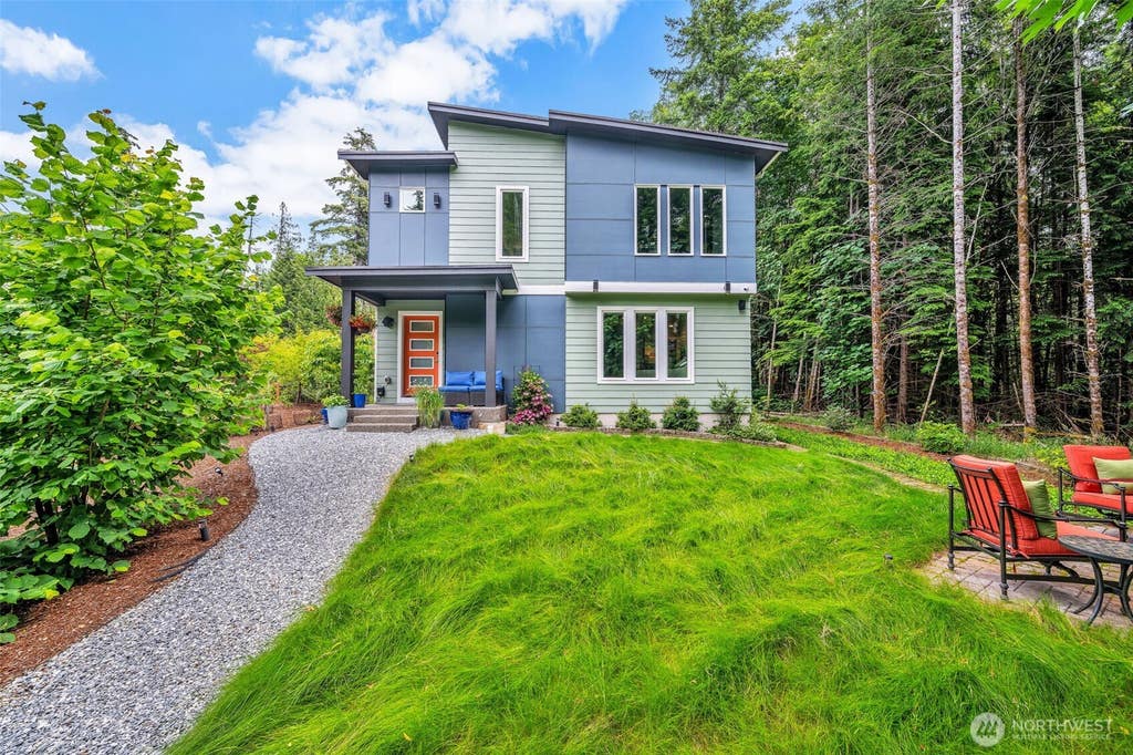 Photo of 103 W Lamezia Terme Place, Shelton, WA 98584 (MLS # 2566711)