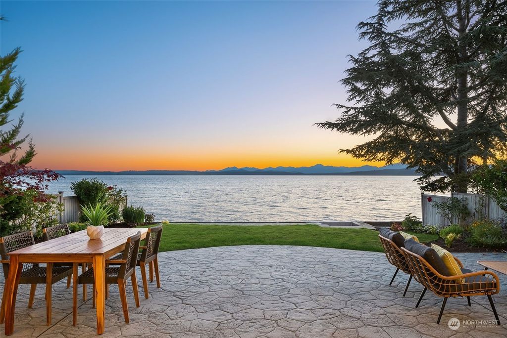 Photo of 5617 Beach Drive SW, Seattle, WA 98136 (MLS # 2137229)