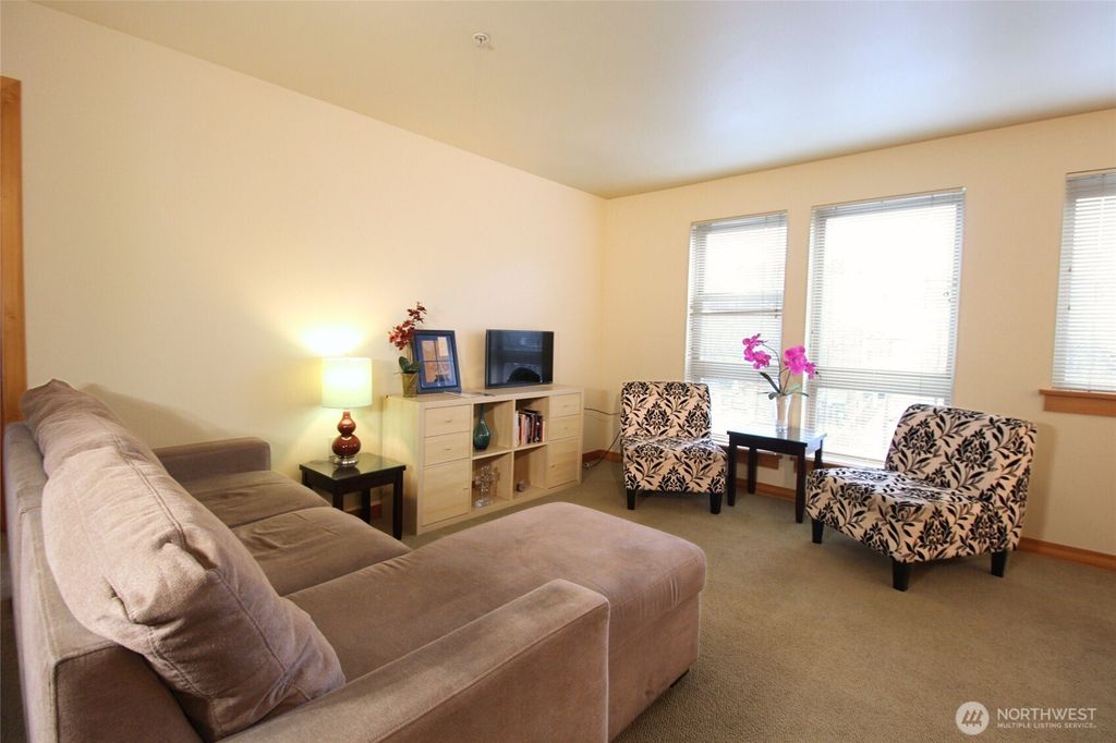 Photo of 827 Hiawatha Place S #406, Seattle, WA 98144 (MLS # 2457405)