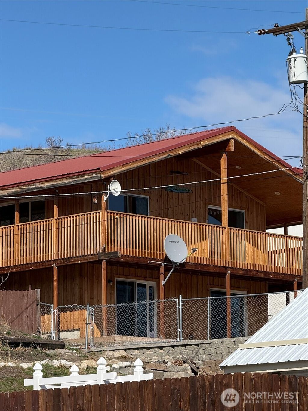 Photo of 505 Beach St, Pateros, WA 98846 (MLS # 2489184)