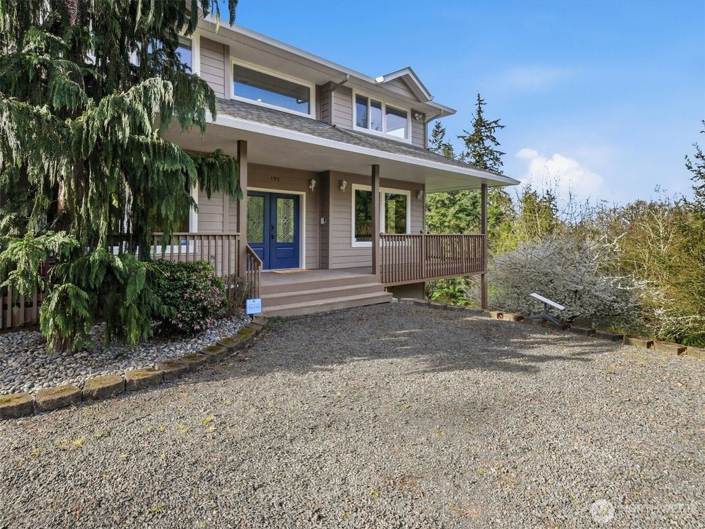 Photo of 195 Rockwood Road, Kalama, WA 98625 (MLS # 2500058)