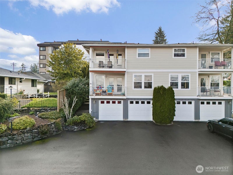 7606 19th Street W