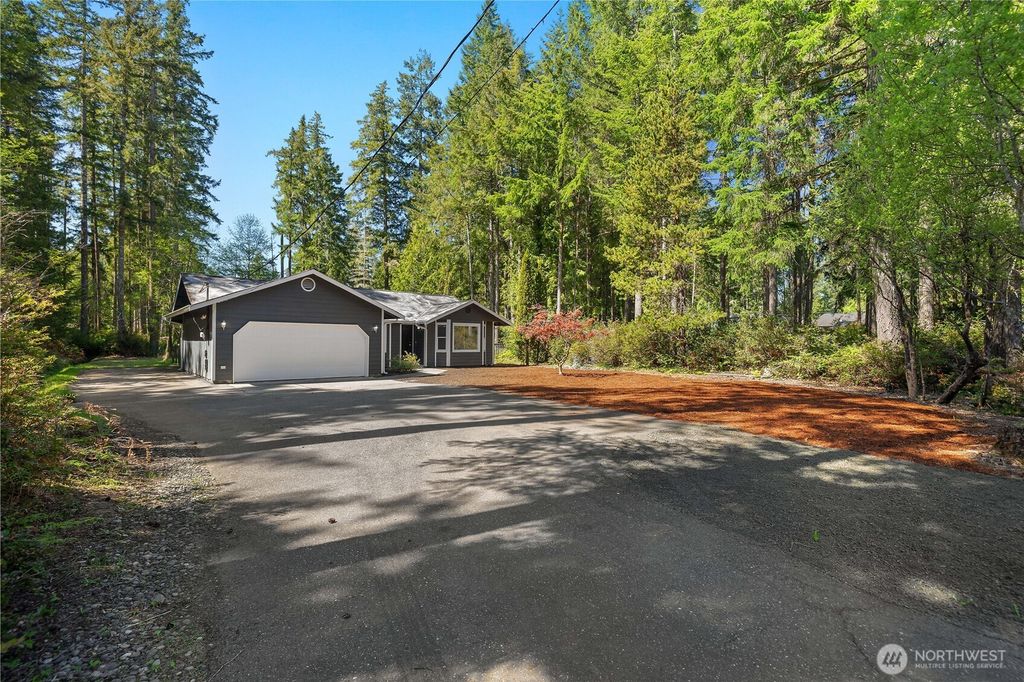 Photo of 40 E Lambeth Way, Shelton, WA 98584 (MLS # 2515142)