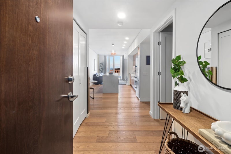 450 S Main Street 811