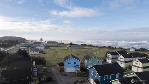 Photo of 24 Darien Lane, Pacific Beach, WA 98571 (MLS # 2445079)