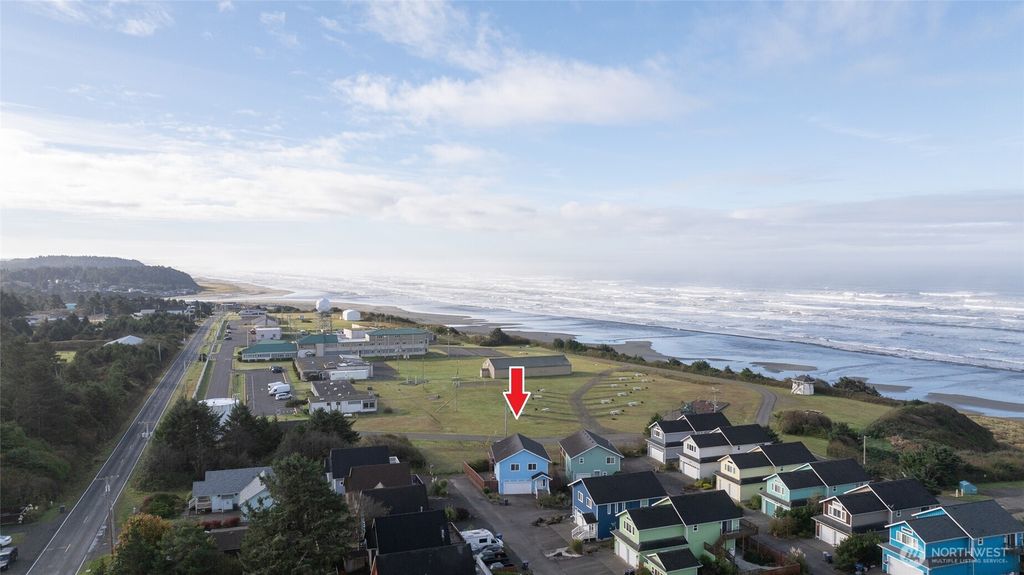 Photo of 24 Darien Lane, Pacific Beach, WA 98571 (MLS # 2445079)