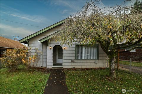Photo of 1616 N B Street, Aberdeen, WA 98520 (MLS # 2455151)
