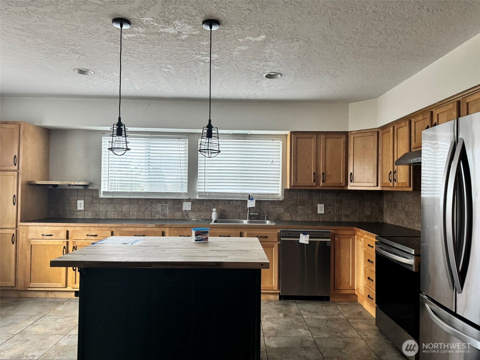 21 Orchard Loop Road N