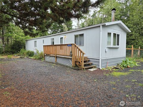 Photo of 20215 Crane Place, Ocean Park, WA 98640 (MLS # 2439249)