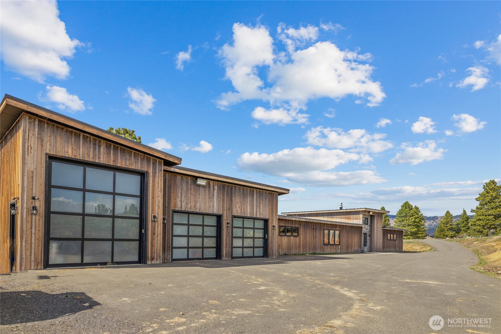 2697 Hidden Valley Rd