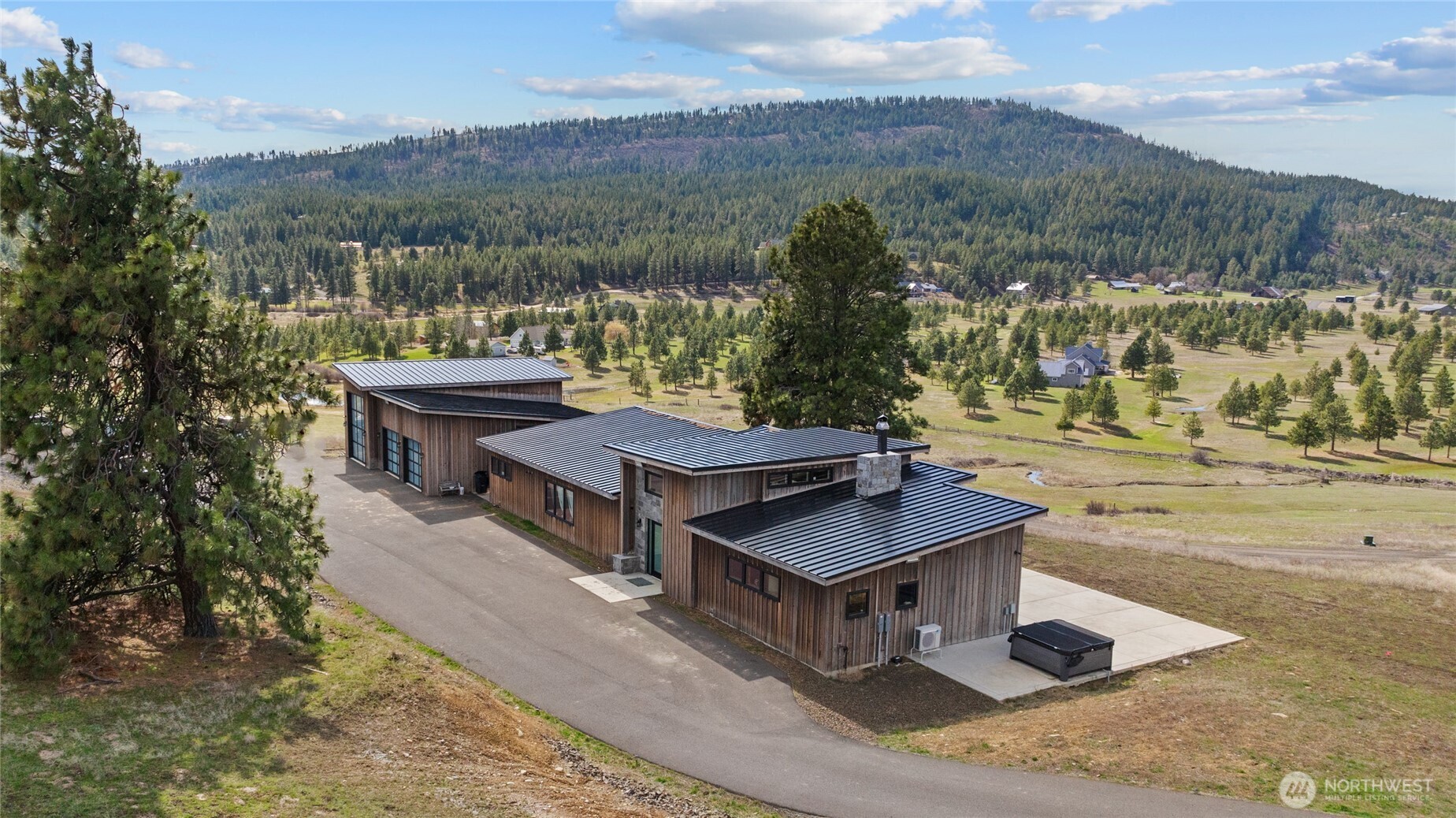 2697 Hidden Valley Rd