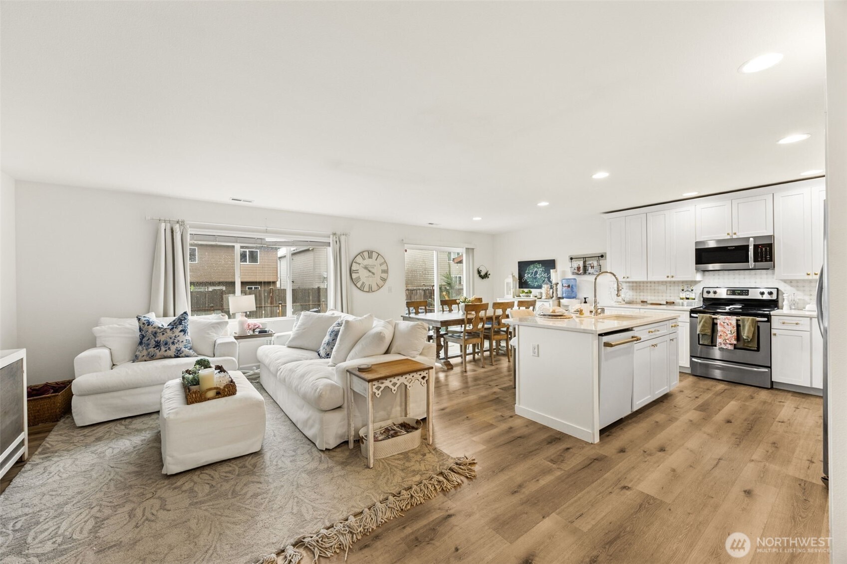 10501 190th Street E