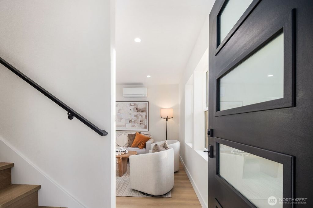 Photo of 4521 47th Avenue SW #B, Seattle, WA 98116 (MLS # 2482552)