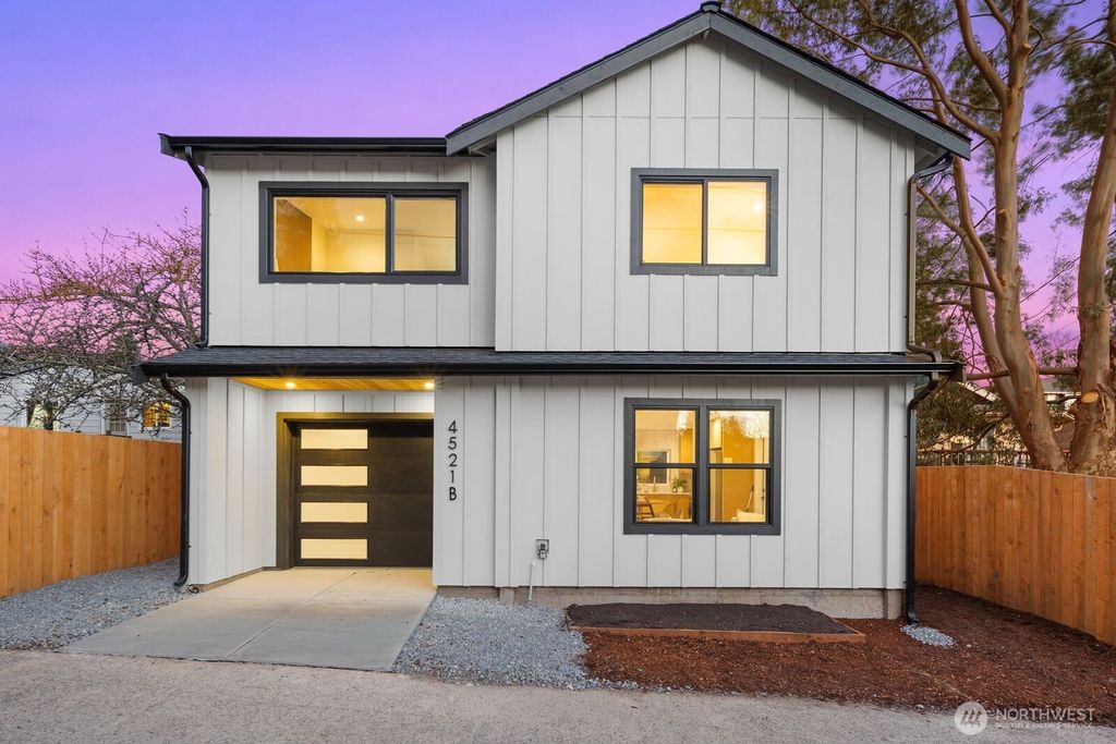 Photo of 4521 47th Avenue SW #B, Seattle, WA 98116 (MLS # 2482552)