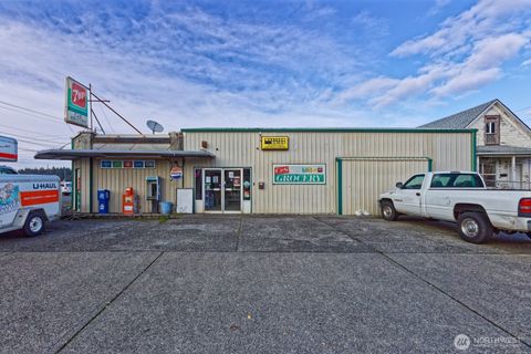 112 W Main Street Elma WA 98541