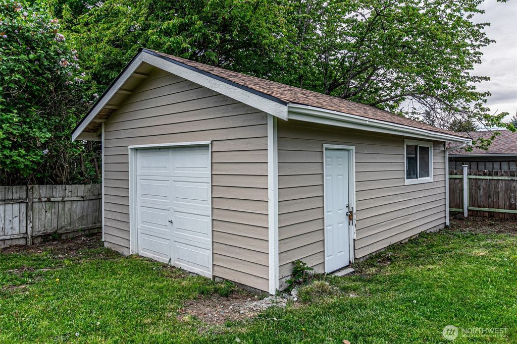Photo of 12056 78th Avenue S, Seattle, WA 98178 (MLS # 2363382)