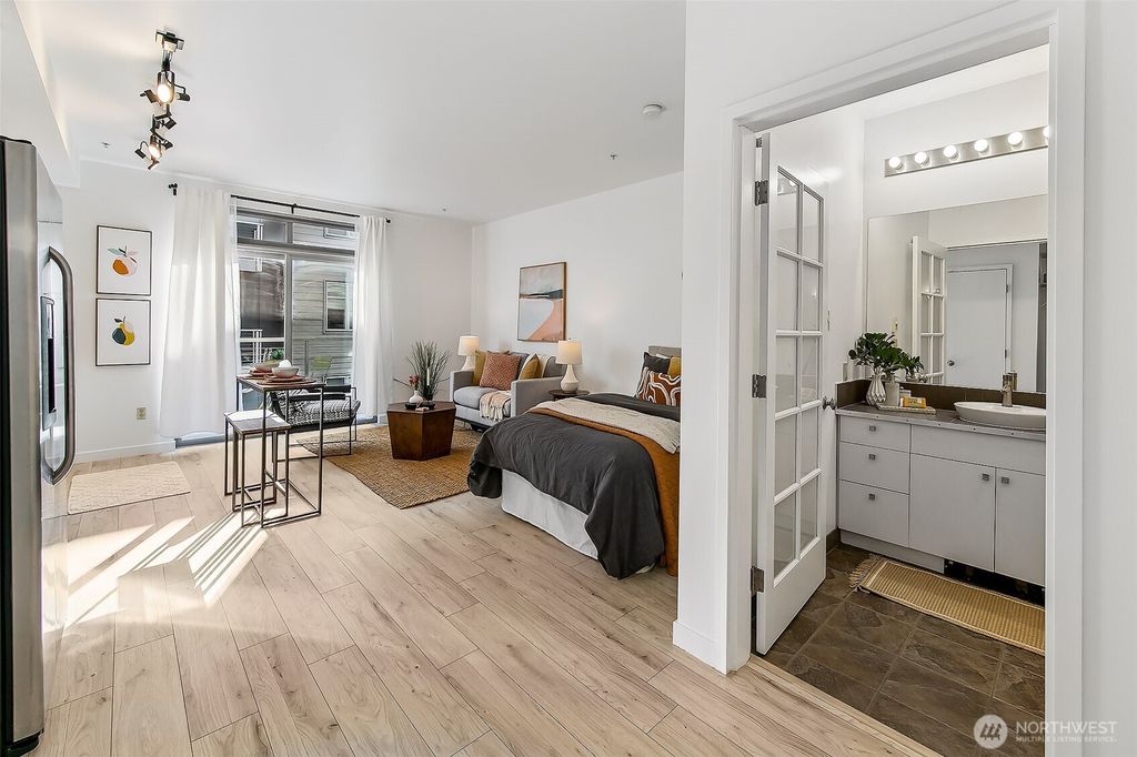 Photo of 1414 12th Avenue #504, Seattle, WA 98122 (MLS # 2378258)