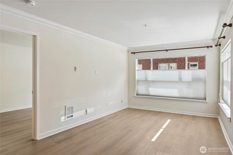 Photo of 621 5th Avenue N #103, Seattle, WA 98109 (MLS # 2546892)