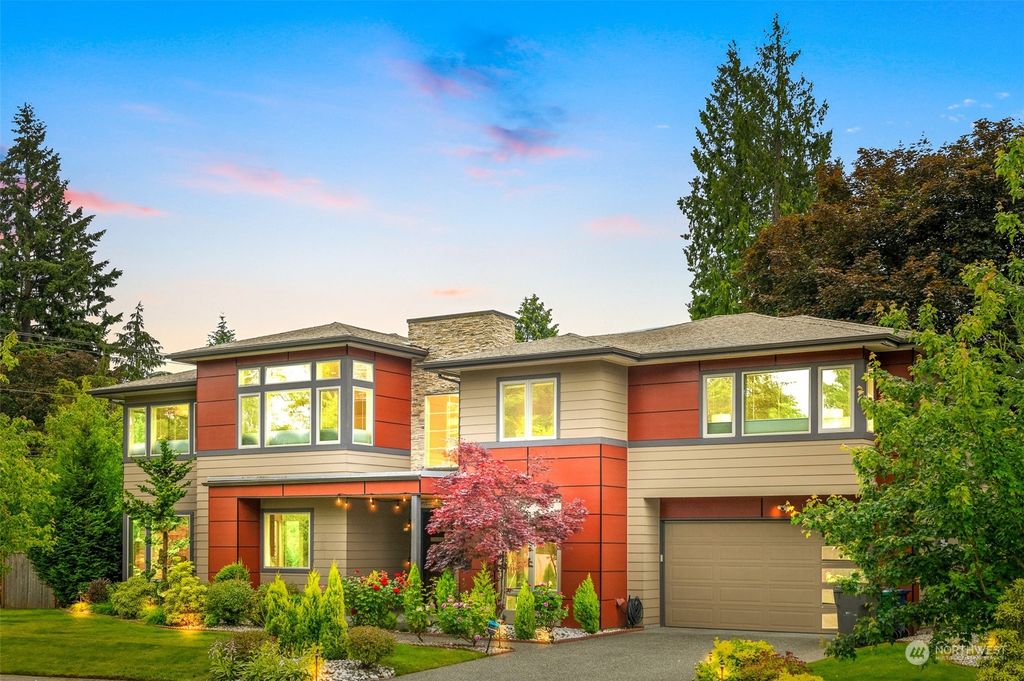 Photo of 13117 NE 102nd Place, Kirkland, WA 98033 (MLS # 2247772)