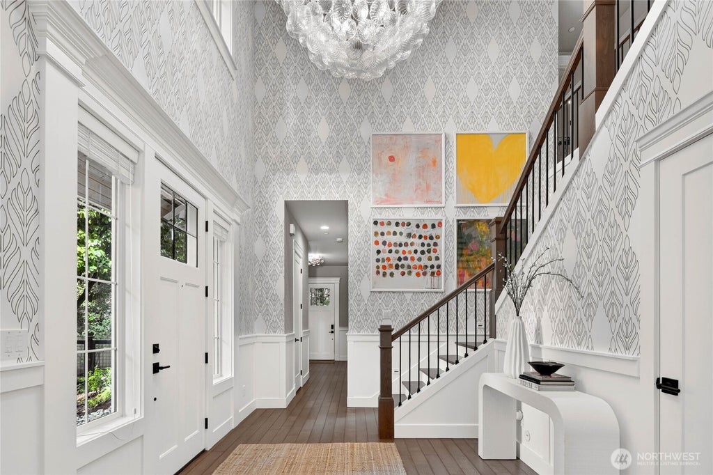 Photo of 2300 126th Avenue NE, Bellevue, WA 98005 (MLS # 2587408)