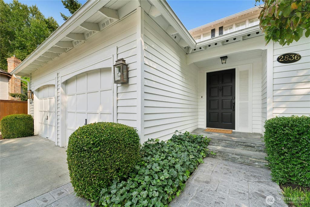 Photo of 2836 213th Avenue SE, Sammamish, WA 98075 (MLS # 2567574)