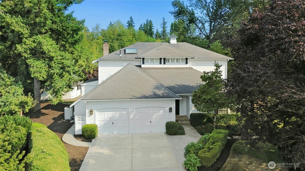Photo of 2836 213th Avenue SE, Sammamish, WA 98075 (MLS # 2567574)