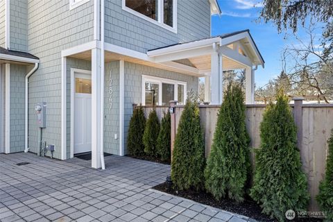 12847 NE 113th Street, Kirkland, WA 98033 - MLS#: 2332803