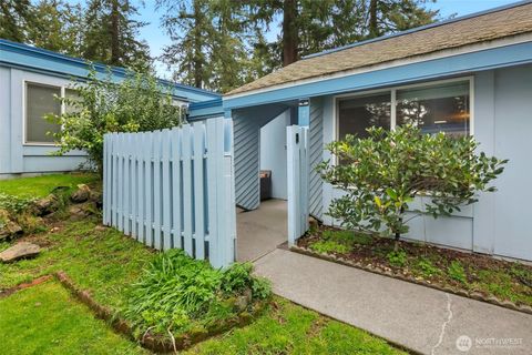 4308 NE Sunset Boulevard Unit V7, Renton, WA 98059 - MLS#: 2317080