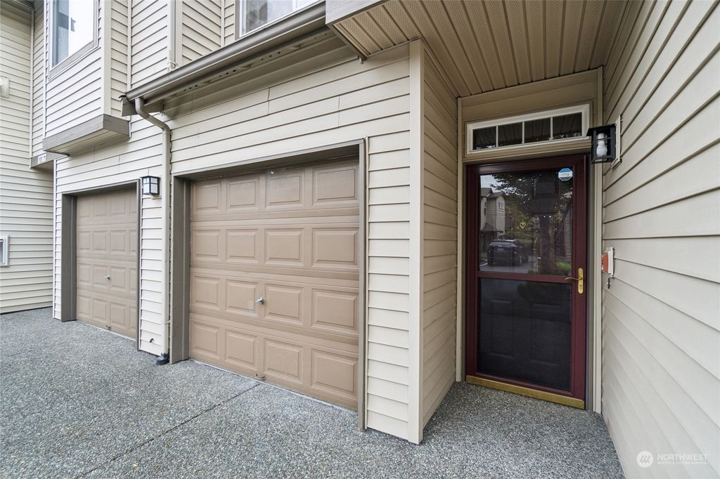 Photo of 17765 134th Lane SE, Renton, WA 98058 (MLS # 2292281)