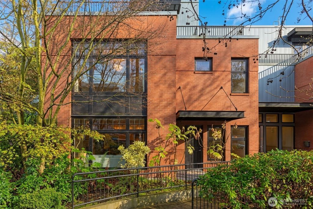 Photo of 1 Ward Street #C, Seattle, WA 98109 (MLS # 2498631)