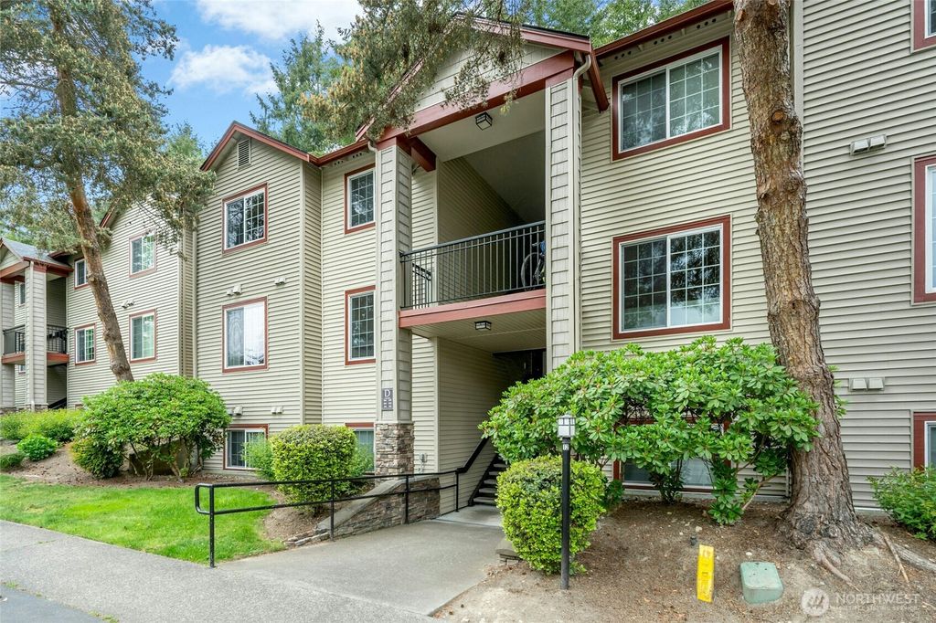 Photo of 25025 SE Klahanie Boulevard #D204, Sammamish, WA 98029 (MLS # 2378247)