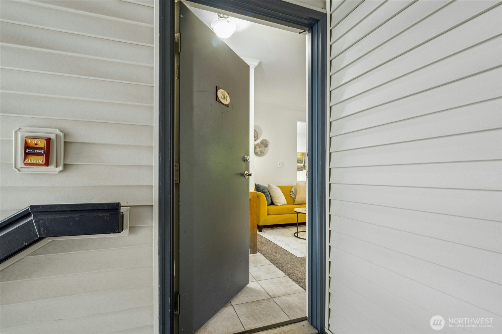 25025 SE Klahanie Boulevard D204