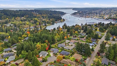 Photo of 9723 Harborview Place NW, Gig Harbor, WA 98332 (MLS # 2595902)
