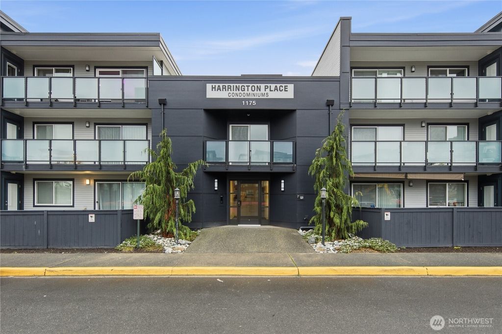 Photo of 1175 Harrington Place NE #313, Renton, WA 98056 (MLS # 2457505)