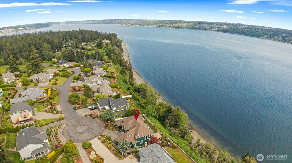 Photo of 1551 13th Court, Fox Island, WA 98333 (MLS # 2521370)